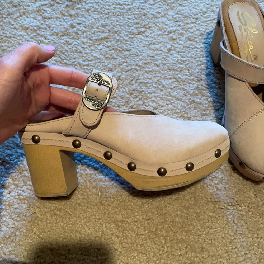 Sbicca vintage collection clogs, pale pink